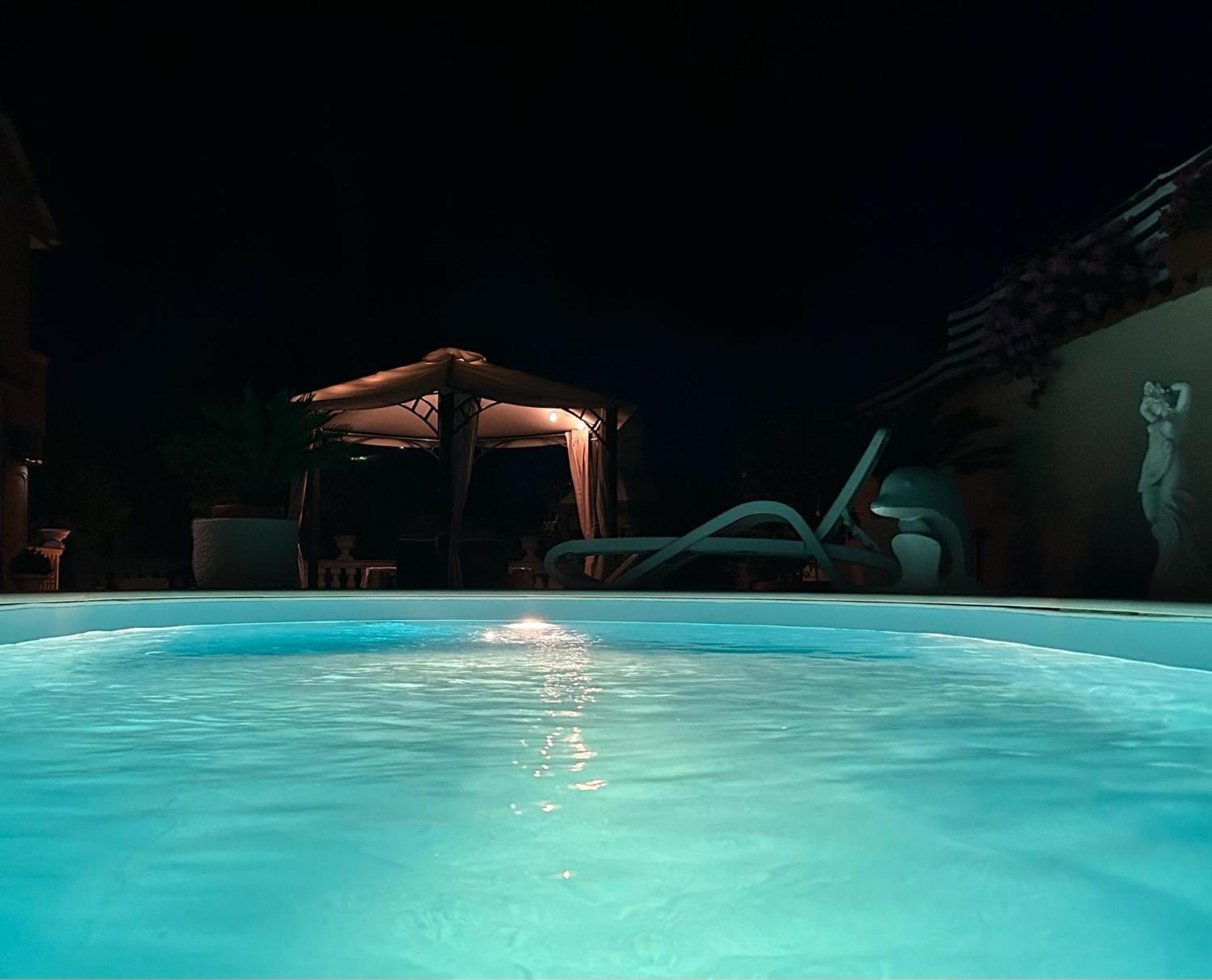Holiday Home Villa Romantica Sveti Filip i Jakov Eksteriør billede