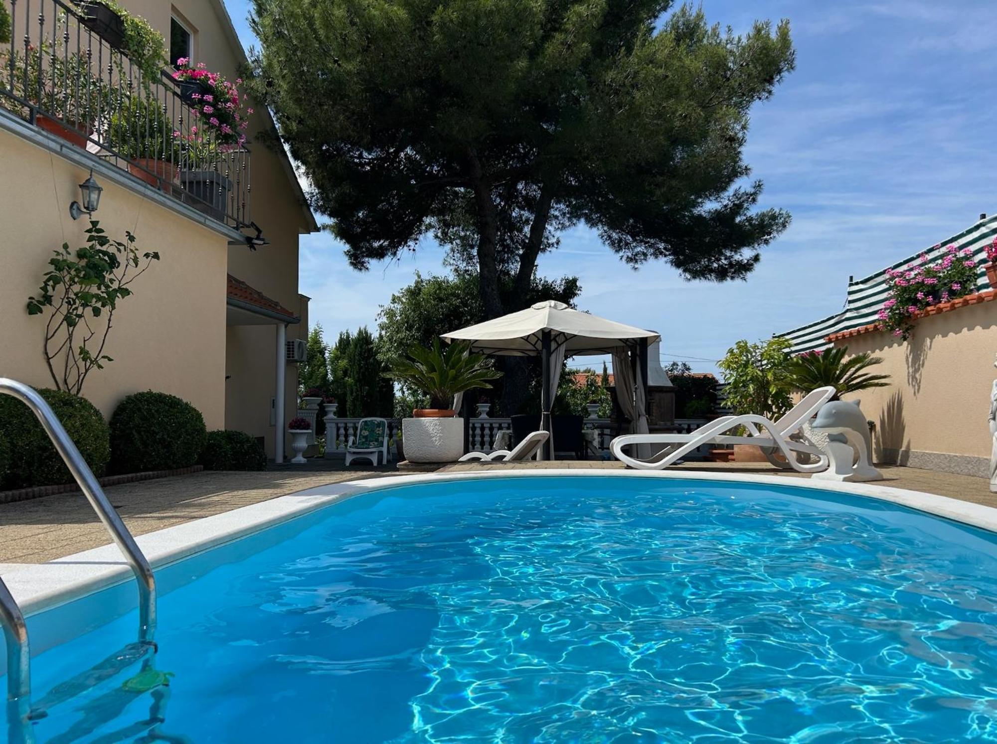 Holiday Home Villa Romantica Sveti Filip i Jakov Eksteriør billede